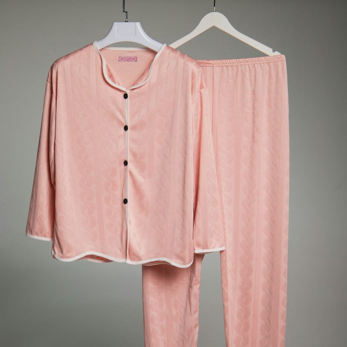 Ekouaer Women's 2 Piece Long Sleeve Button Up Pajama Set